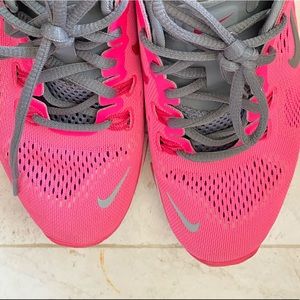 Nike Shoes - Nike Free Runs 5.0 Nike Shoes - Nike Free Runs 5.0